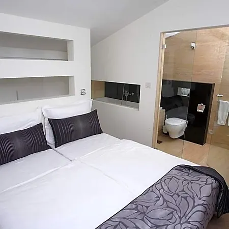 Split Hotel